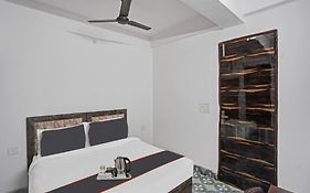 Hotel O Sk Residency Rohini